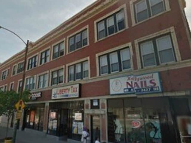 Building Photo - 2408 W 63rd St Unit 2A