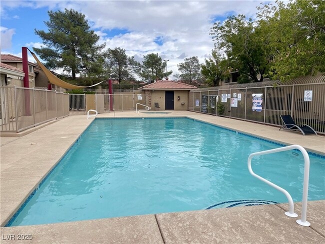Photo - 7200 W Pirates Cove Rd Unit 1001
