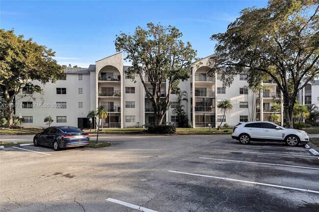 Photo - 3300 Spanish Moss Terrace Unit 106