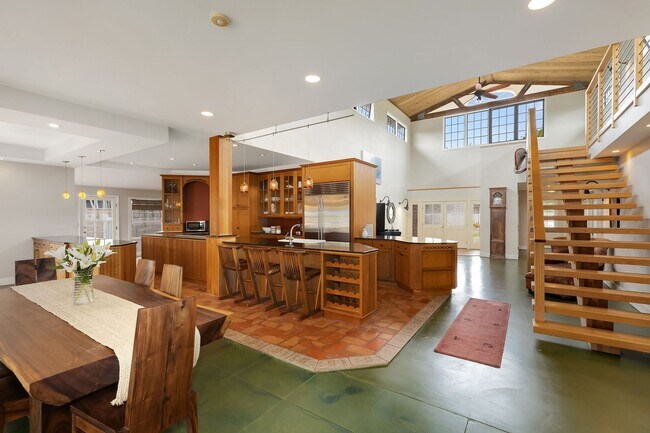 Photo - 4515 Aukai Ave