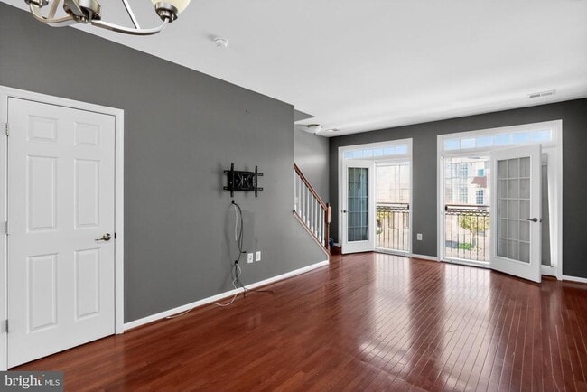 Photo - 15742 John Diskin Cir