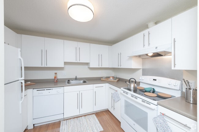 2 BR, 2 BA - North Stoughton Village