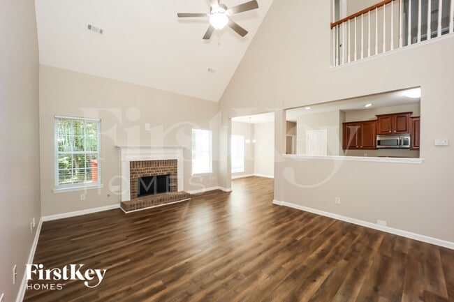 140 Miracle Ln