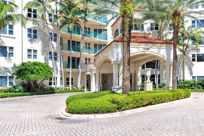 Photo - 20000 E Country Club Dr Unidad 501