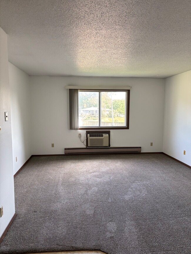 Photo - 4404 Markle Rd Unit 1