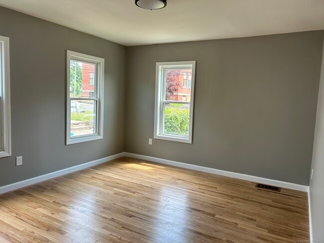 Photo - 38 Beecher St