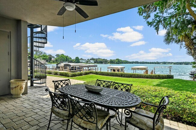 Photo - Winter Park lakefront just steps from Park Avenue
