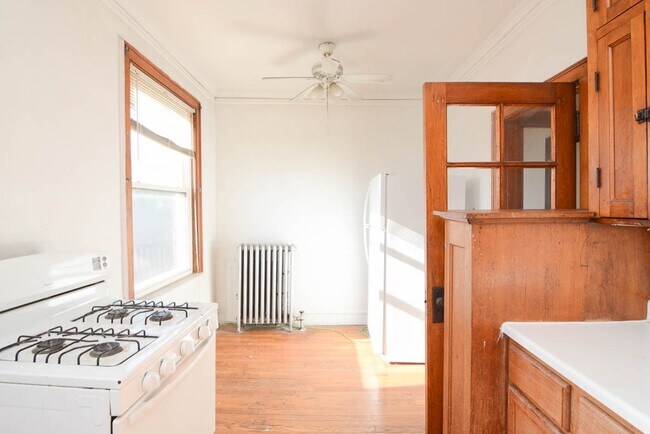 4826 W Addison St Unit S3