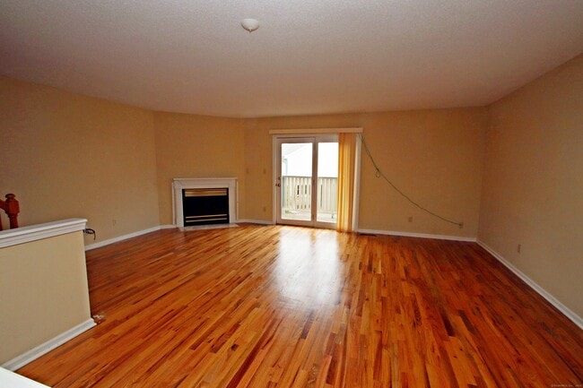 Photo - 34 Ivy Grove Ct Unit 34