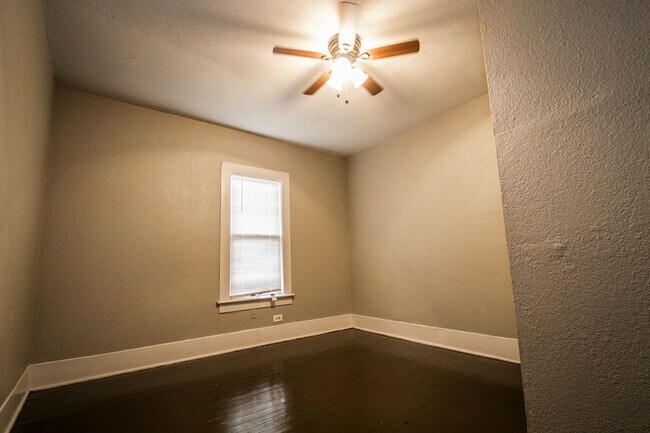 Photo - 512 Cooper St