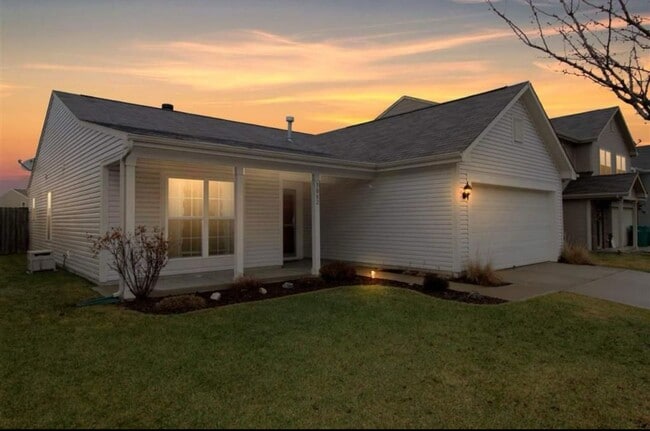 Photo - AVALON BLUFF...3 Bedroom 2 Bath