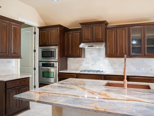 Photo - 26618 Camden Chase