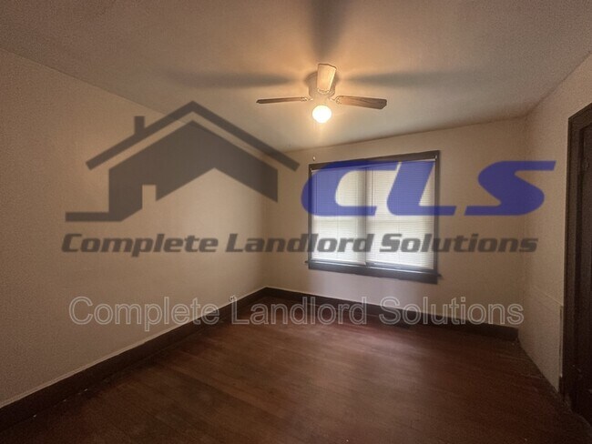 Photo - 1300 S 19th St House