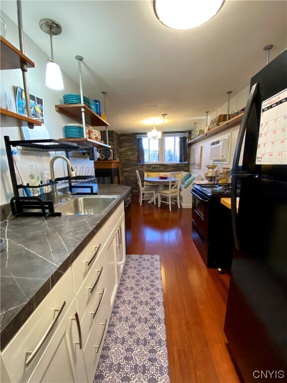 Photo - 106 Watertree Dr