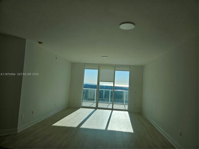 Photo - 15051 Royal Oaks Ln Unidad 2003