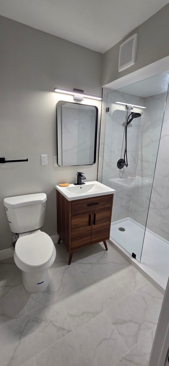 Photo - Las Palmas Senior Living