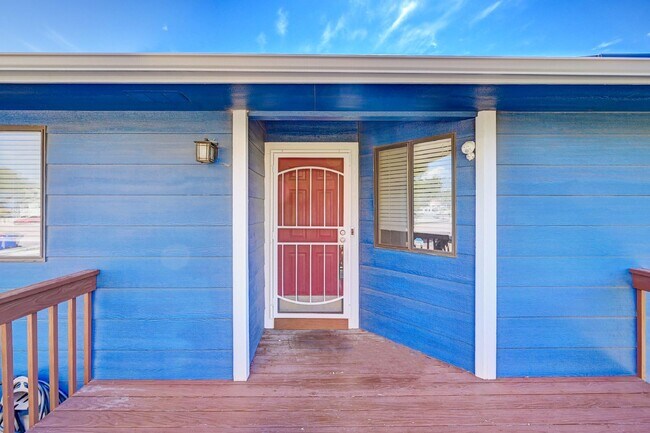 Photo - $2,245 - 3 Bed, 3 Bath Home with Finished ...