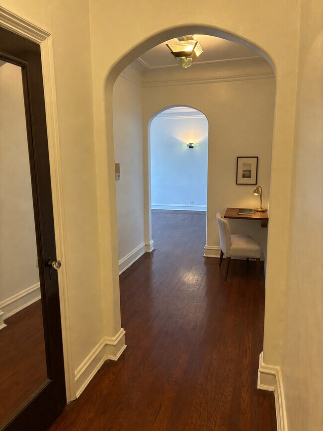 Photo - 7348 N Ridge Blvd Unit 13B