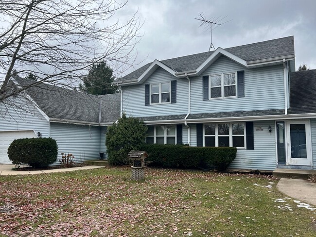Building Photo - N62W38029 Florence Ct Rental
