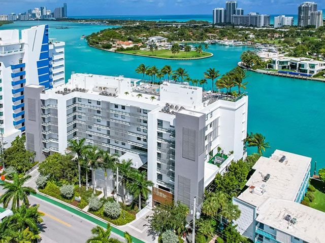 Photo - 9821 E Bay Harbor Dr Unit 503