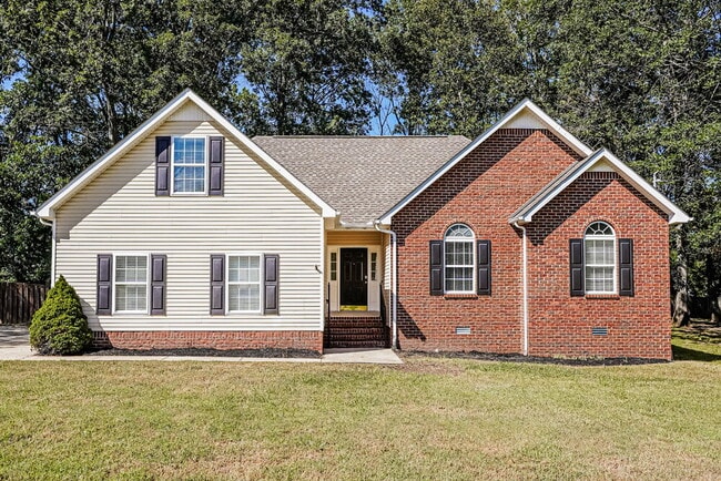 Building Photo - 318 Gatewood Dr Rental