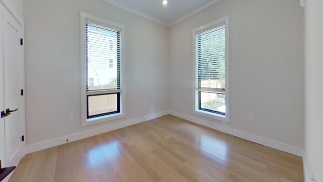 Photo - 22 Highgate St