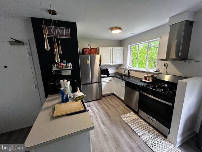 Photo - 10305 Montrose Ave Unit 202