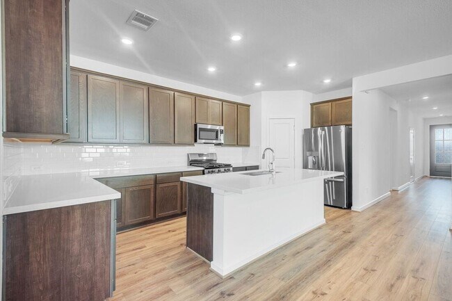 Photo - 9730 Westminster Mnr Dr