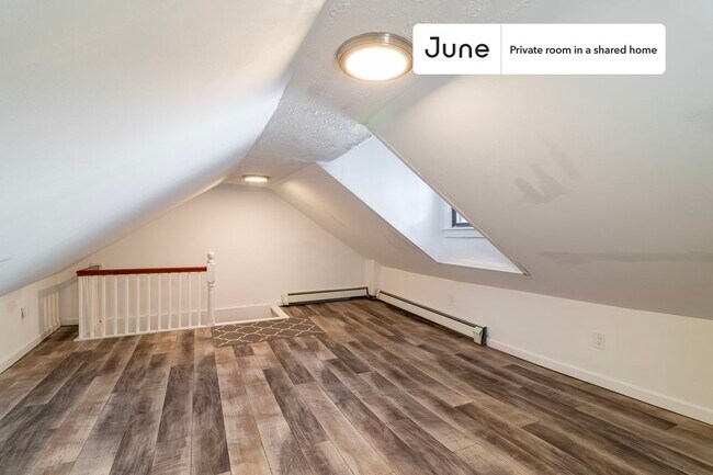 Photo - Room in Shared 5 bed/2 bath home Unidad E