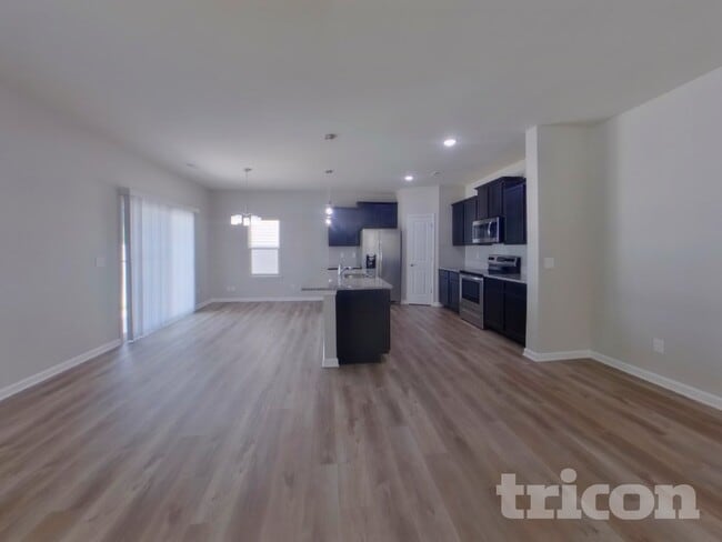 Photo - 142 Spring Knoll Dr