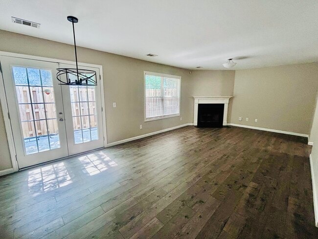 1135 Nashboro Blvd