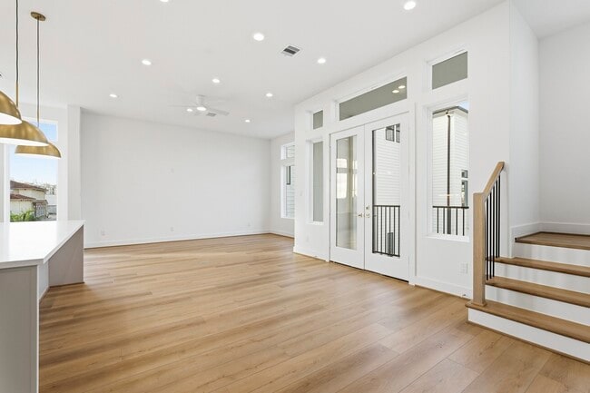 Photo - 3826 Wilmer St