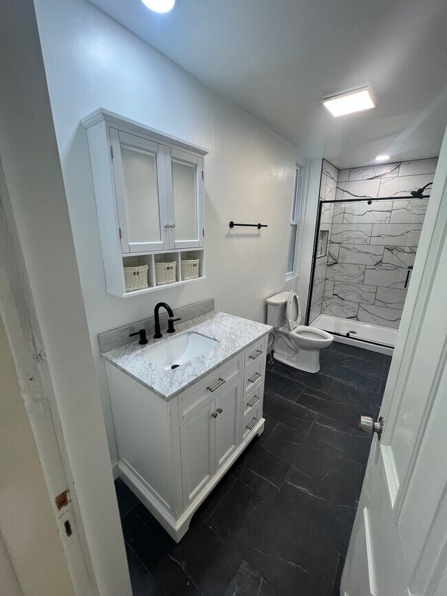 Photo - 234 Meyran Ave Unit 1st floor