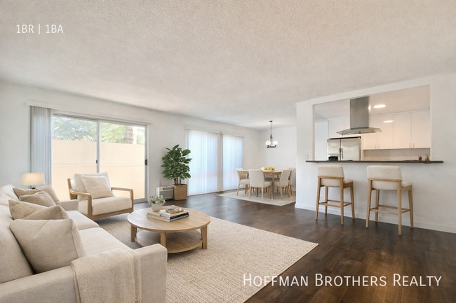 Building Photo - 919 N Alfred St