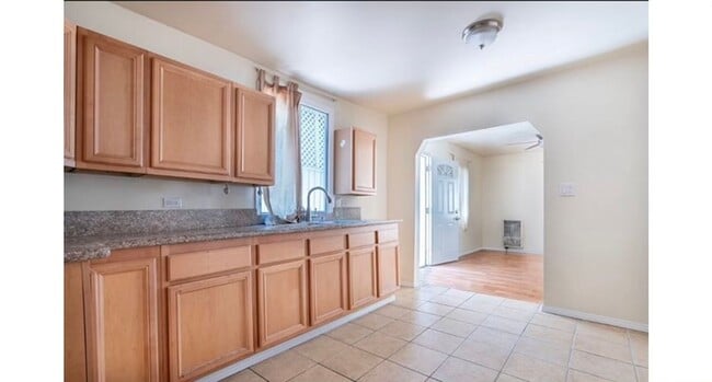 Photo - 1449 Angelus Ave Unidad 1449 Angelus Ave