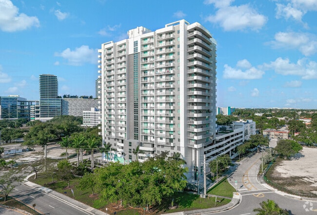 Building Photo - Modera Skylar Rental