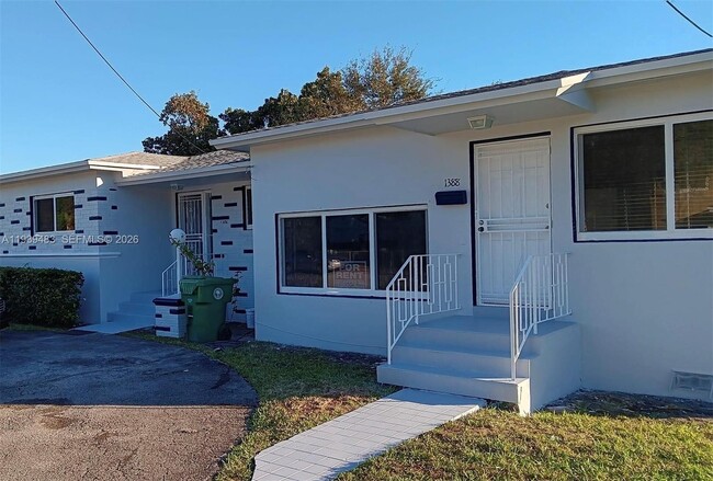 Building Photo - 1386 NW 38th St