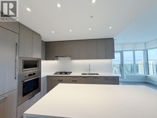 Photo - 6138 Birney Ave