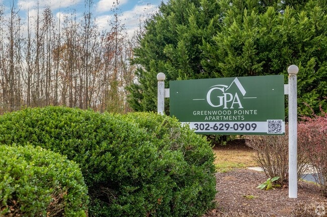 Greenwood Pointe