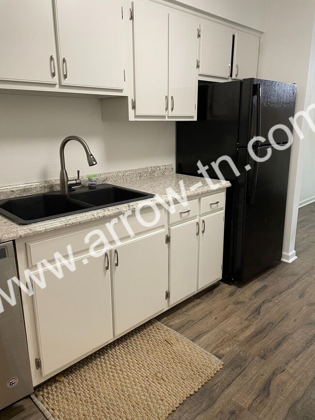 Photo - Awesome 2 Bedroom Condo Near the River! Unidad C39