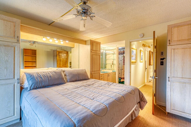 Photo - 1063 Vail View Dr