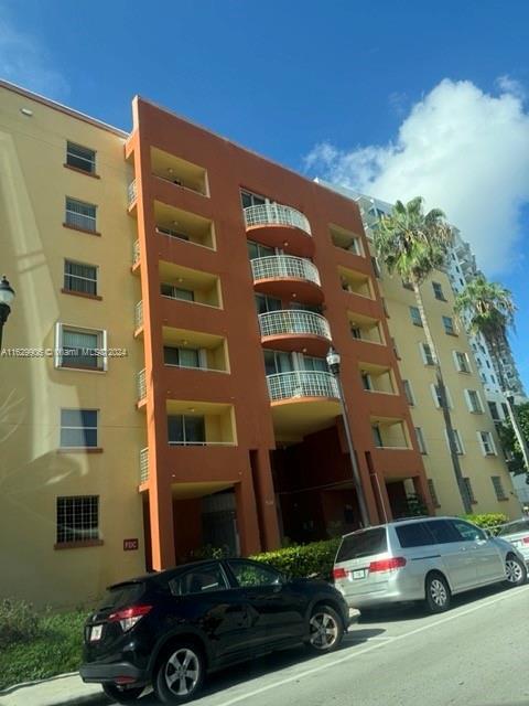 Photo - 501 SW 1st St Condominio Unidad 512