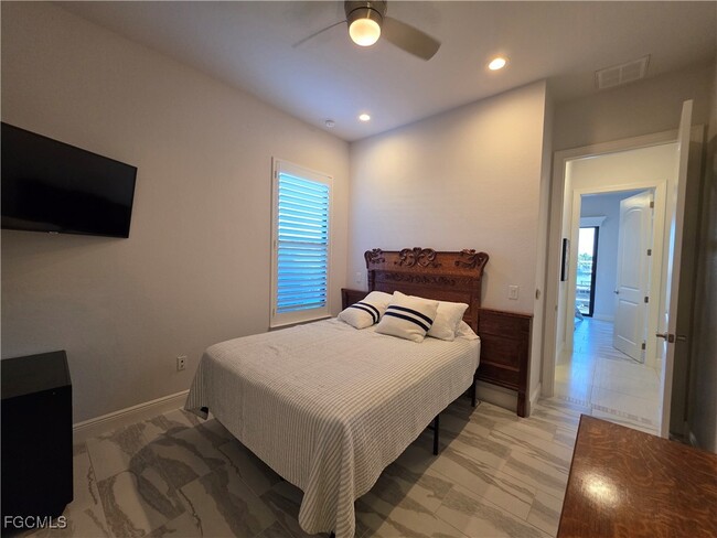 Photo - 1255 NW 38th Ave