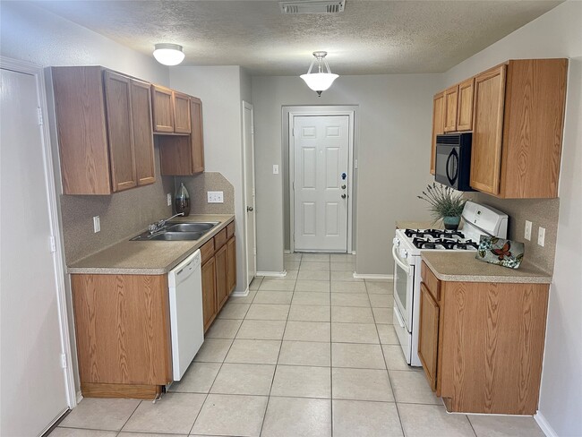 Photo - 9011 Serena Ln