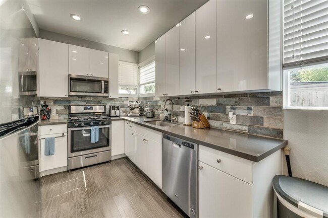 Photo - 4709 Prock Ln