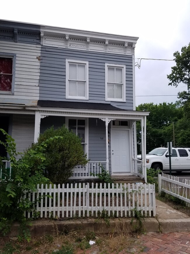 Beautifully Updated Church Hill Row House ... - Beautifully Updated Church Hill Row House ...