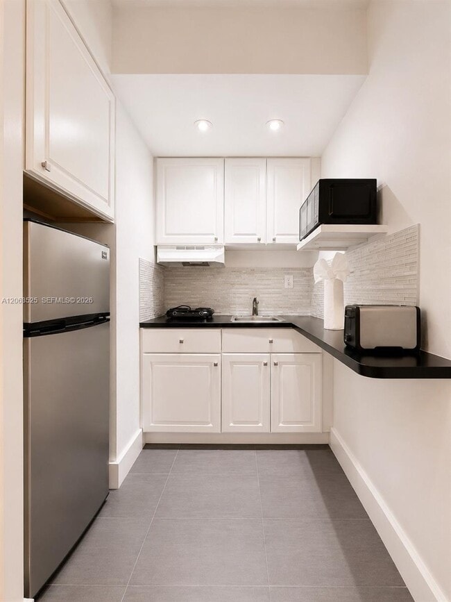 Photo - 3025 Indian Creek Dr Unit 203