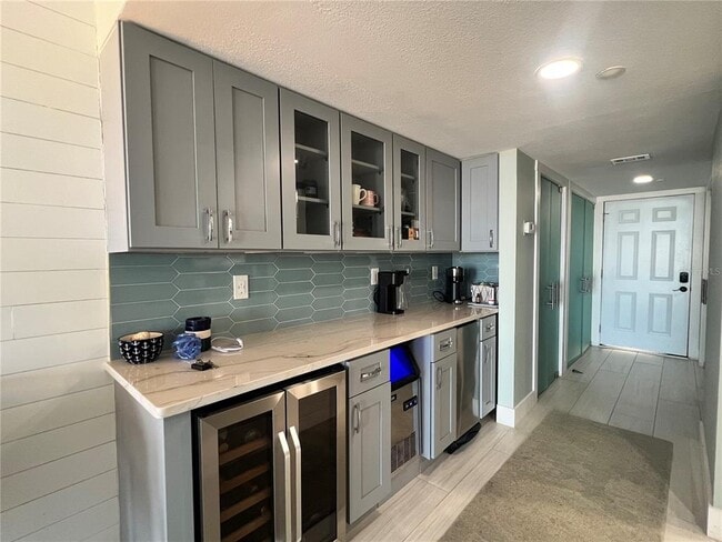 Building Photo - 1250 Gulf Blvd Unit 405
