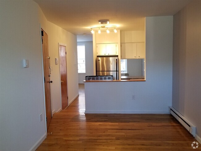 Building Photo - 128 Garden St Unit 2 Rental