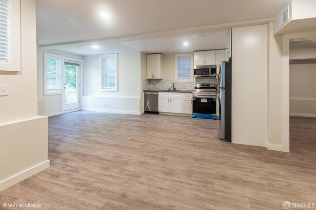 Photo - 2888 Folsom St Unidad A